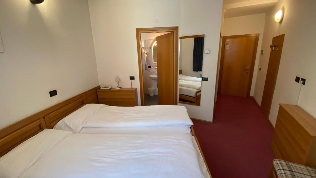 Hotel Alberello Riva del Garda Exterior foto