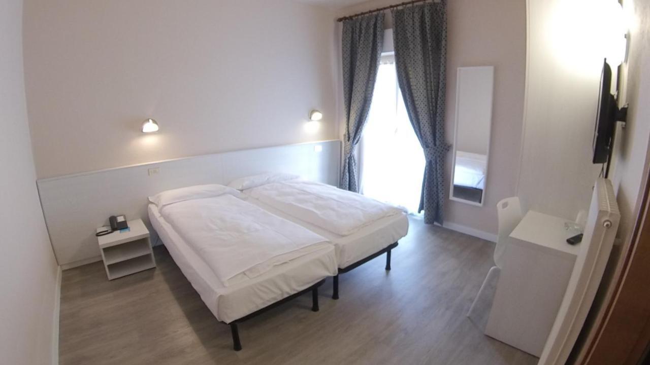 Hotel Alberello Riva del Garda Exterior foto